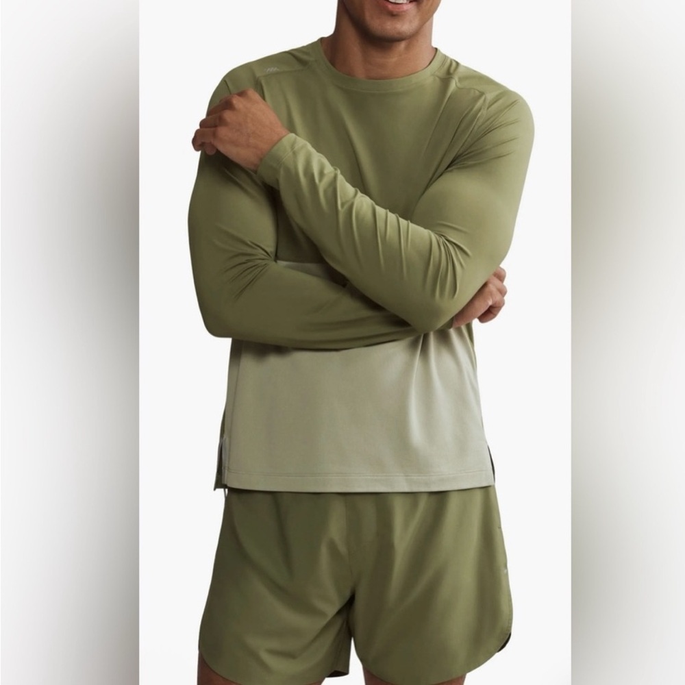 Rhone Men's Two-Tone Green Long Sleeve Tee